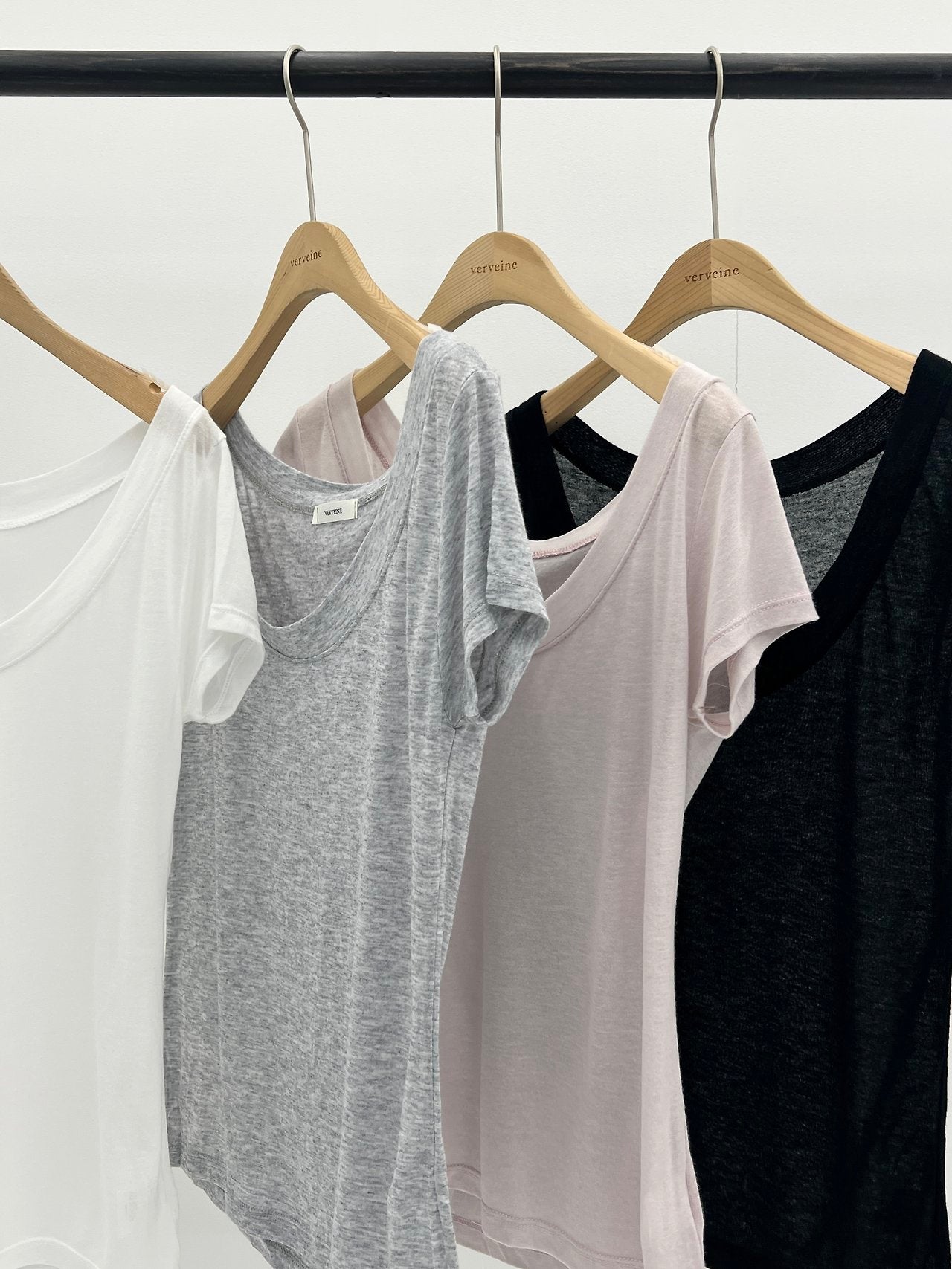 Lena Off-shoulder T-4col