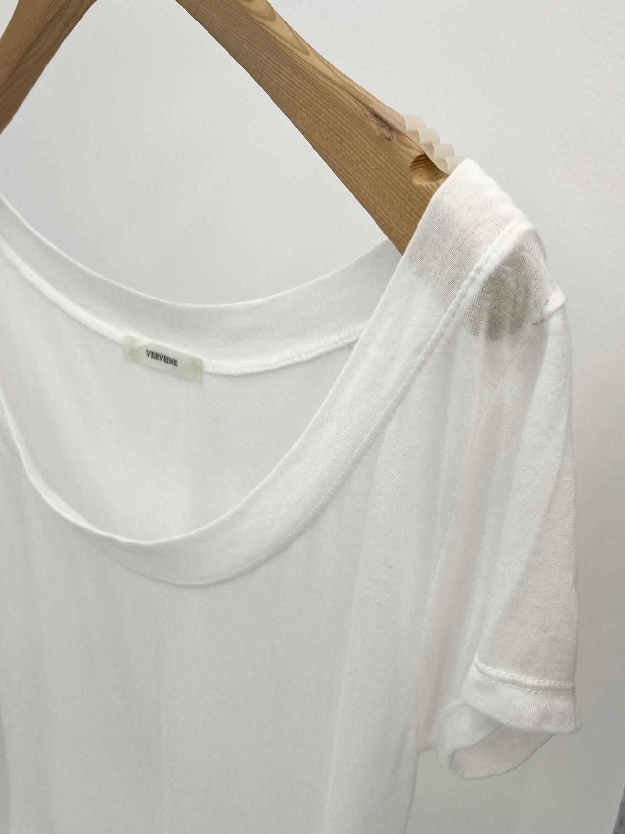 Lena Off-shoulder T-4col