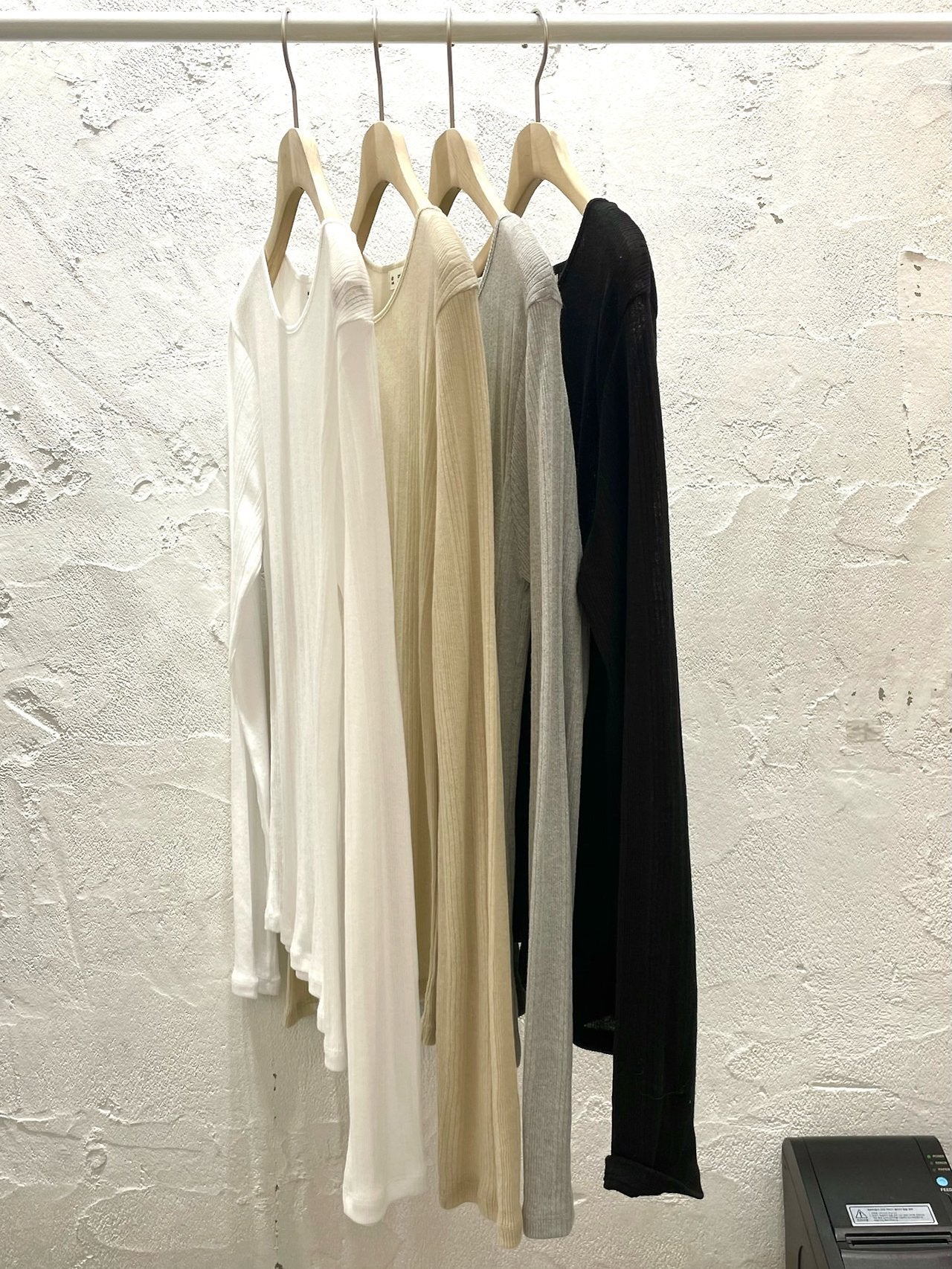deondo Roslyn Ripple T-4col