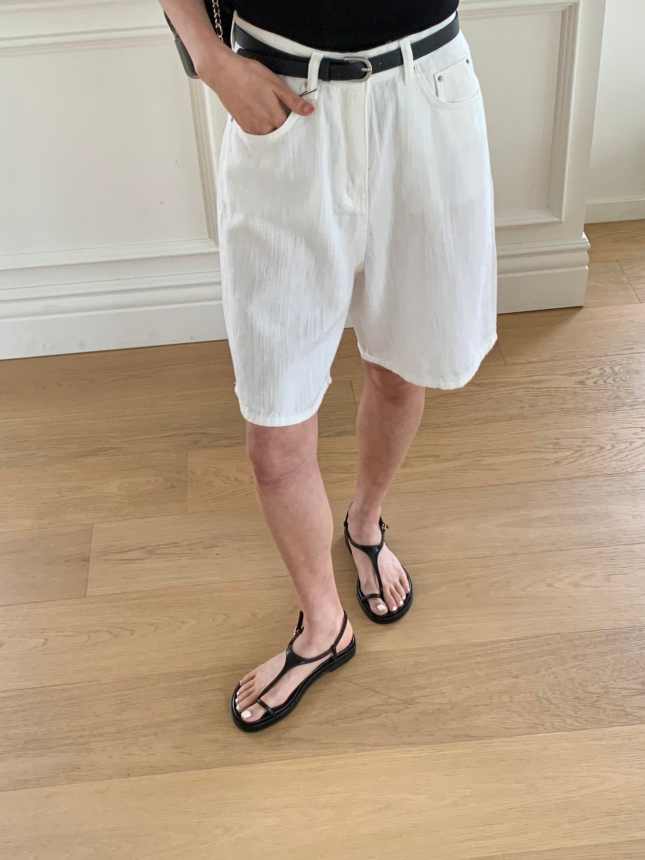 Mini Tongue Thumbs Sandals