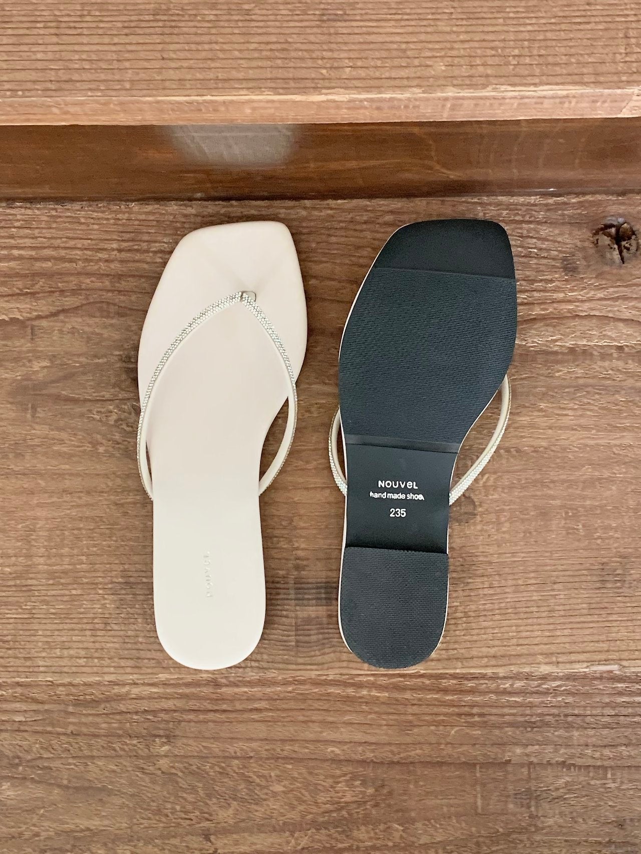 Twinkle flip slippers