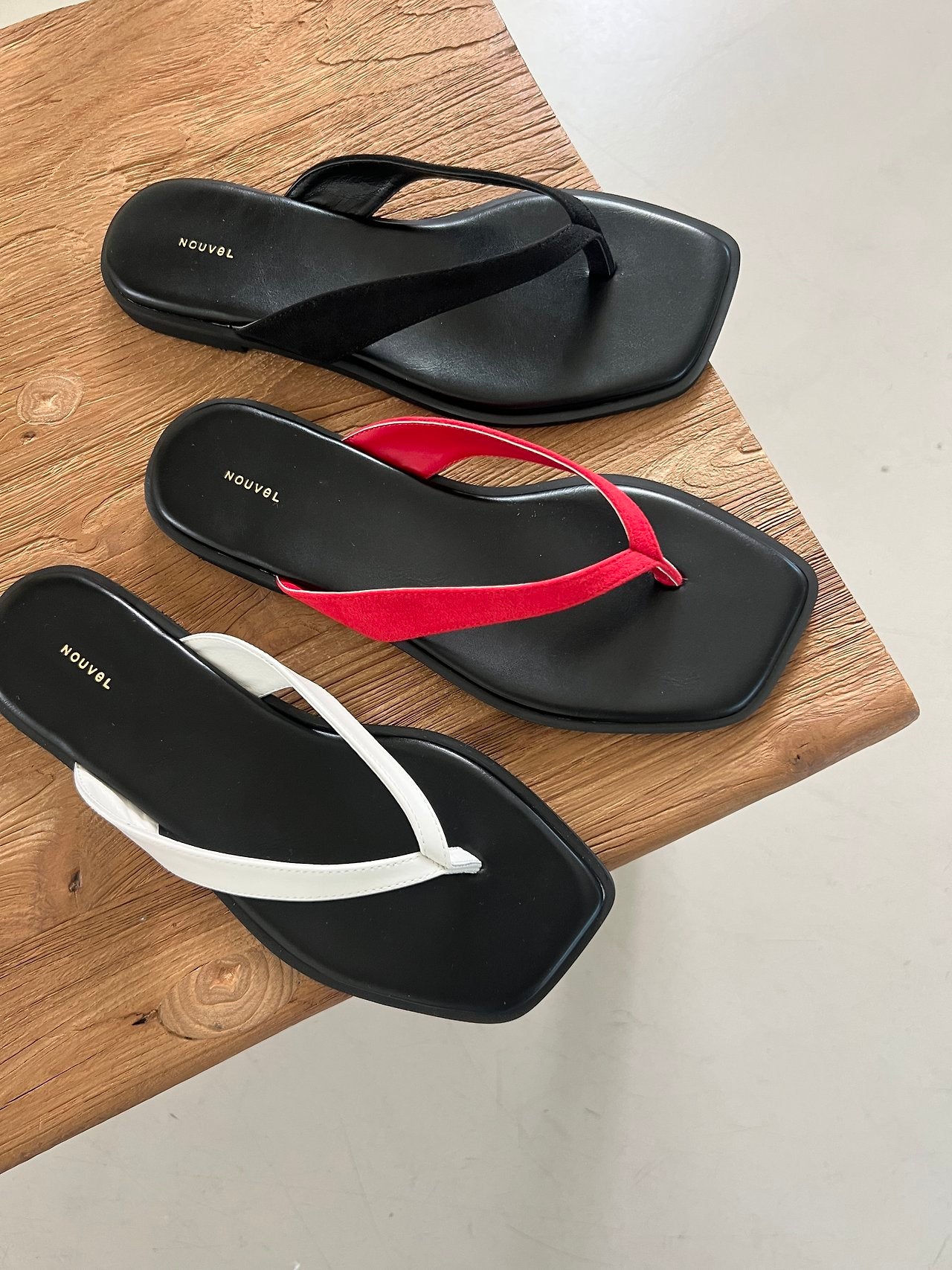 Colored flip-flops