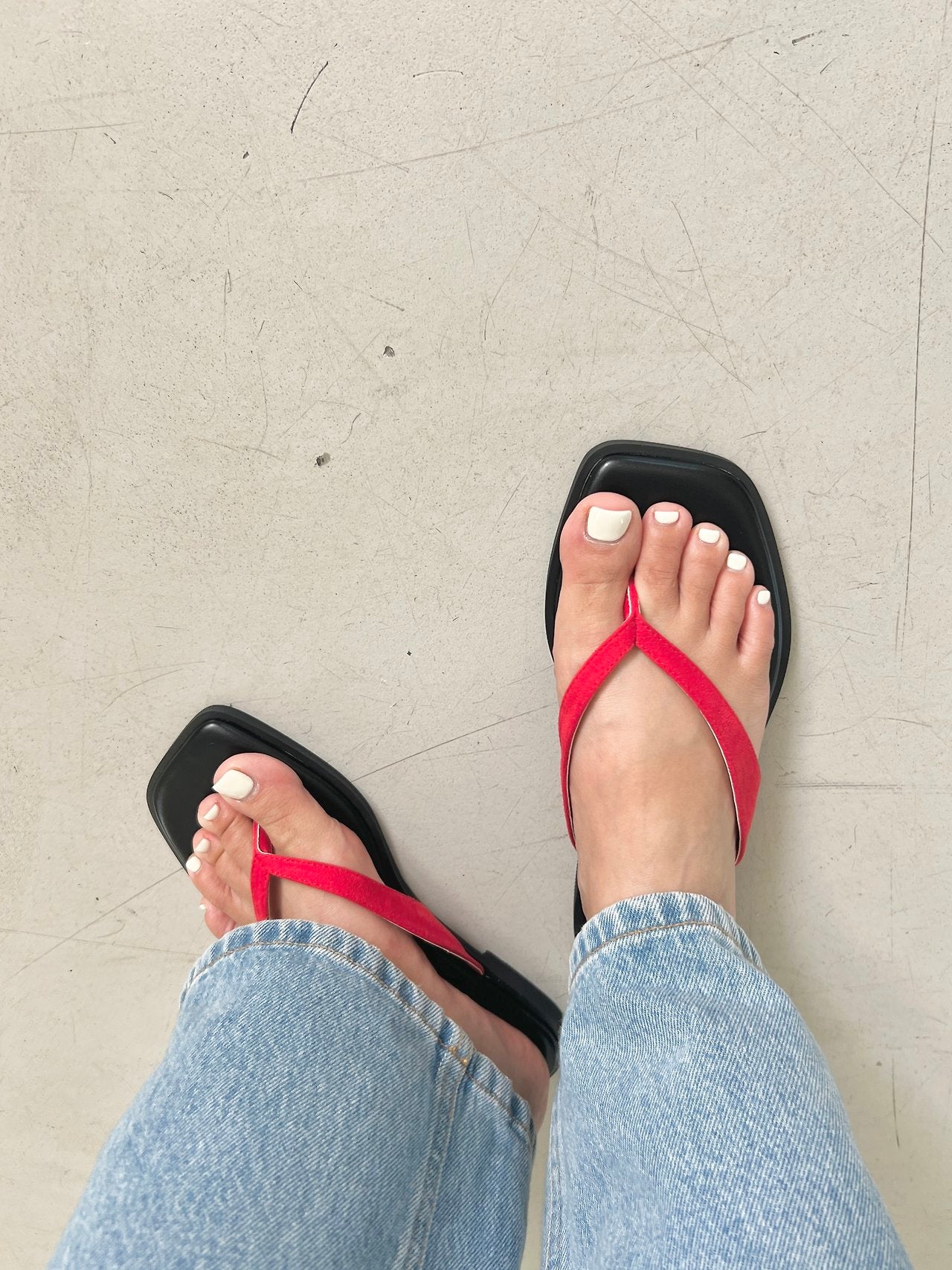 Colored flip-flops