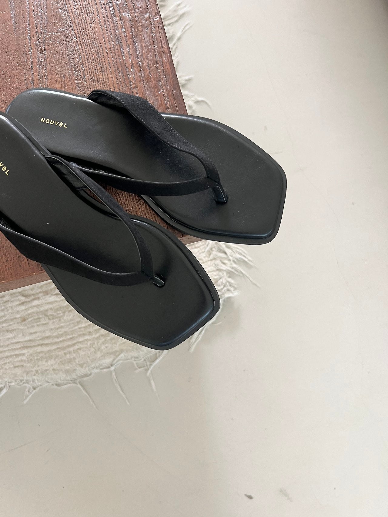 Colored flip-flops