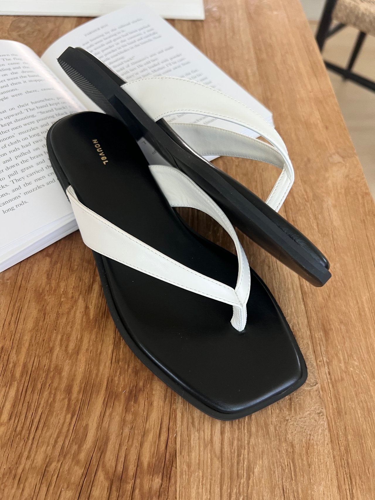 Colored flip-flops