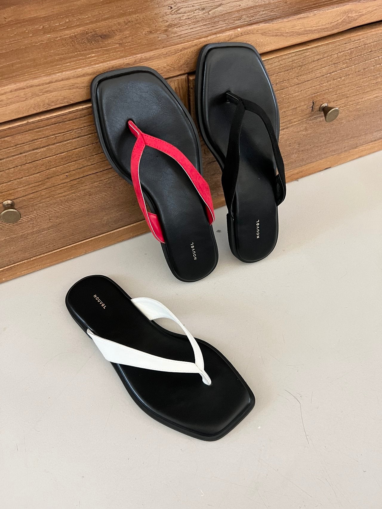 Colored flip-flops