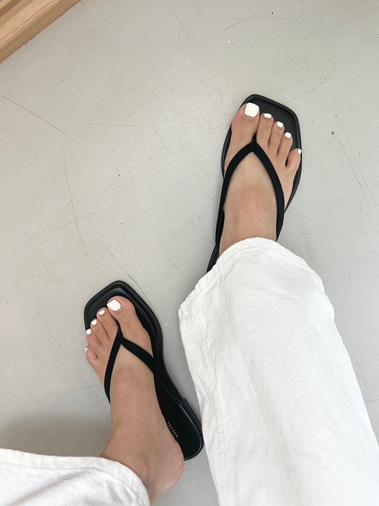 Colored flip-flops