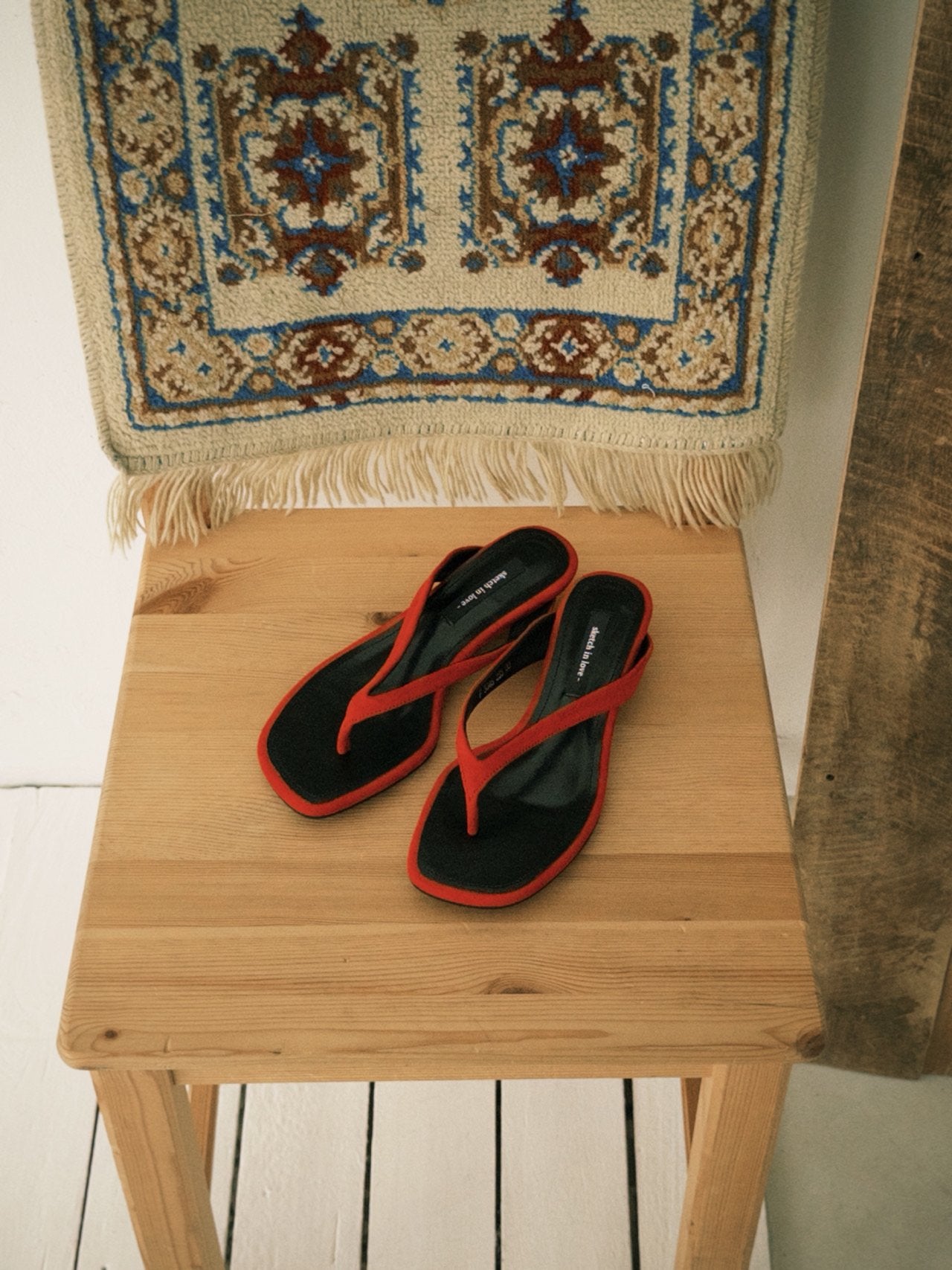 Rouge Flip-Flop Mule