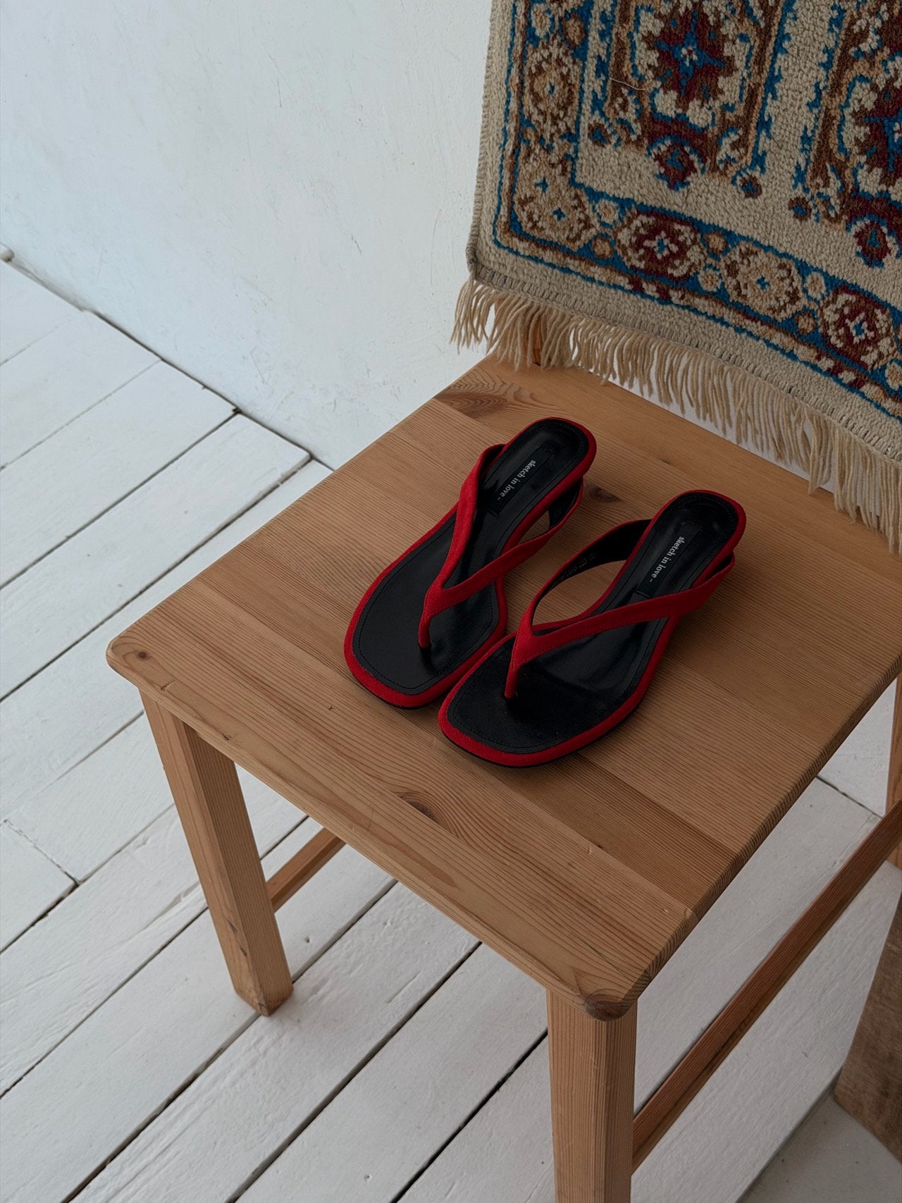 Rouge Flip-Flop Mule