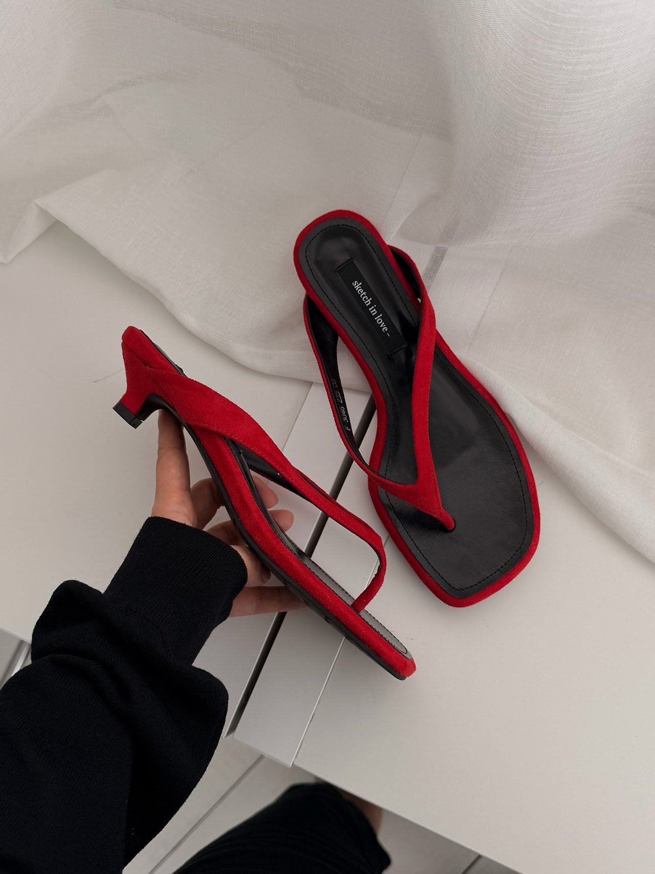 Rouge Flip-Flop Mule