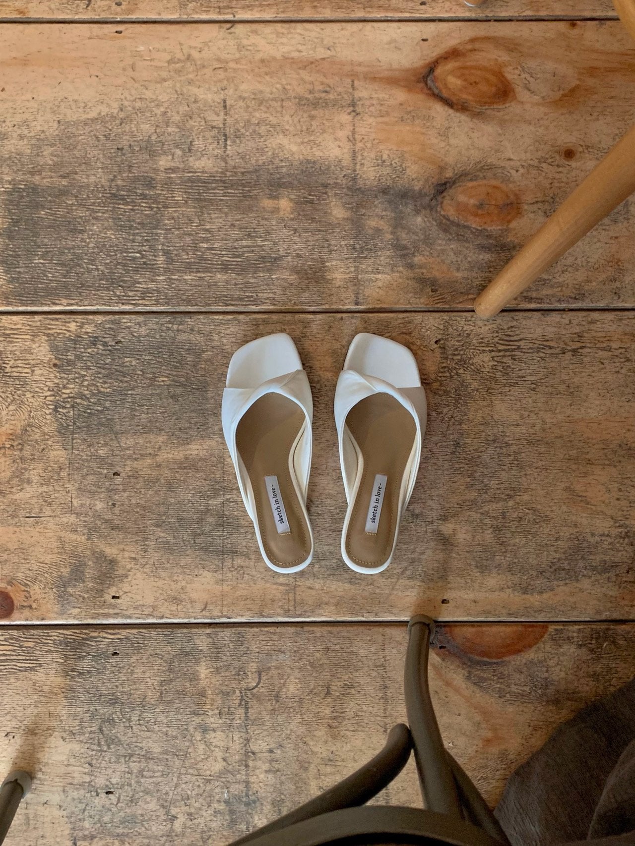 Twisted cotton satin mule
