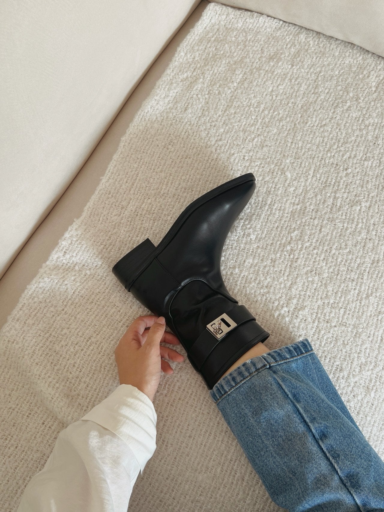 Rectangle Belt Ankle Boots