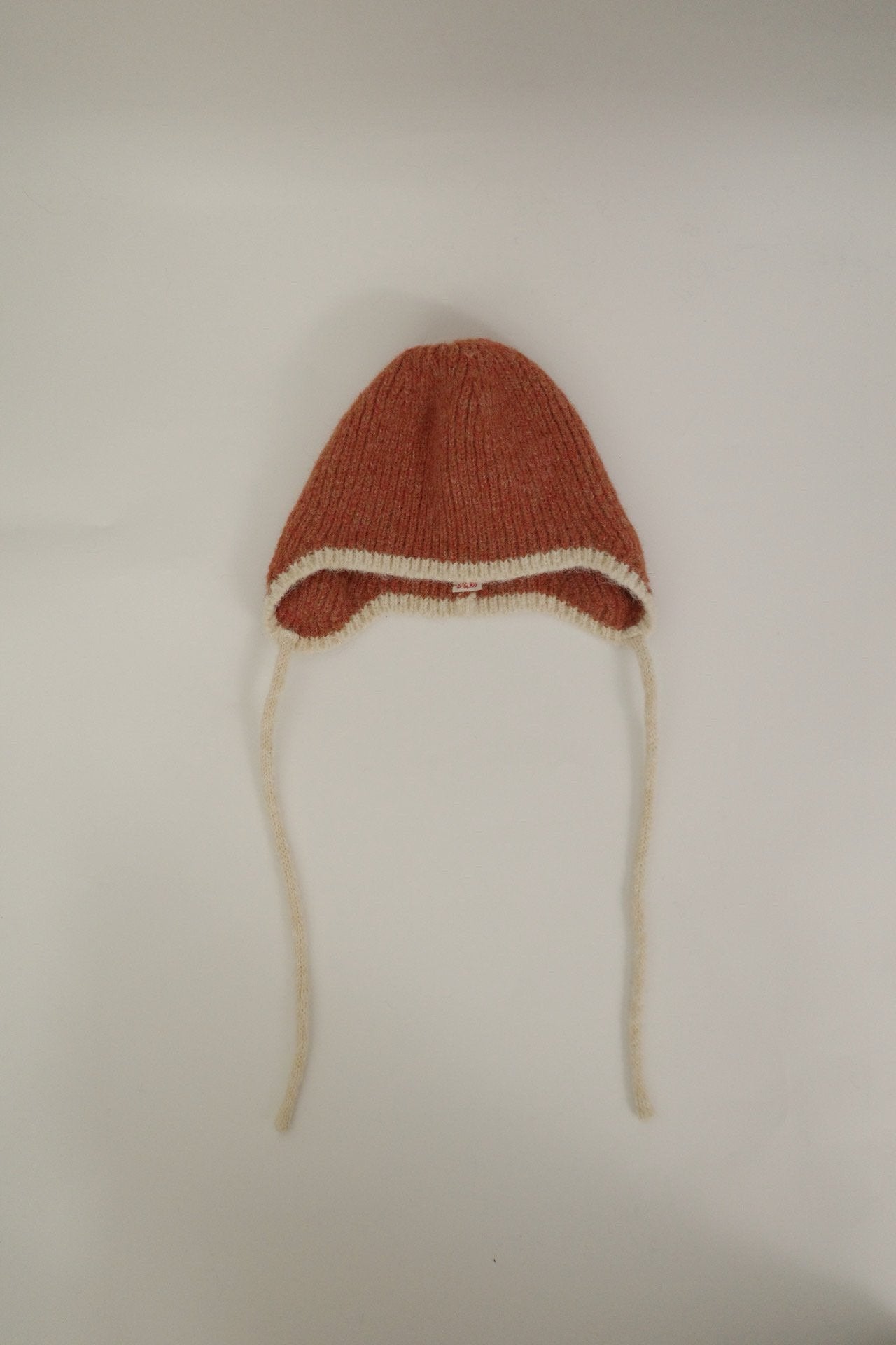 Maple colored hat-4col