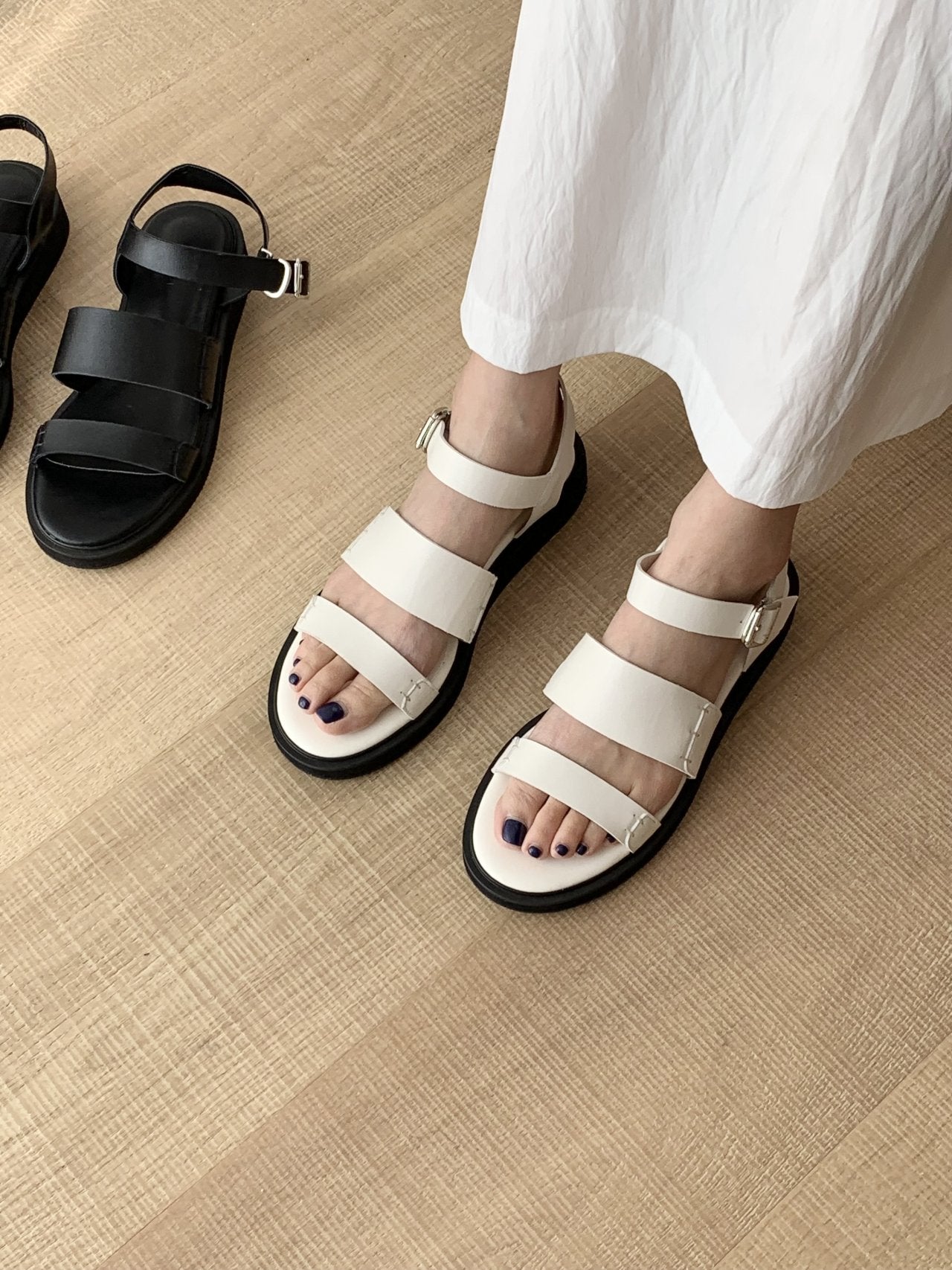 Soft Stitch Whole-Hoof Sandals