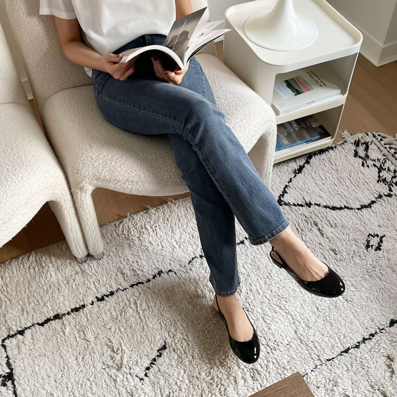 Round Mary Jane sandals