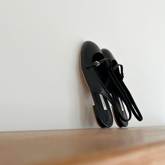 Cutie round sling back