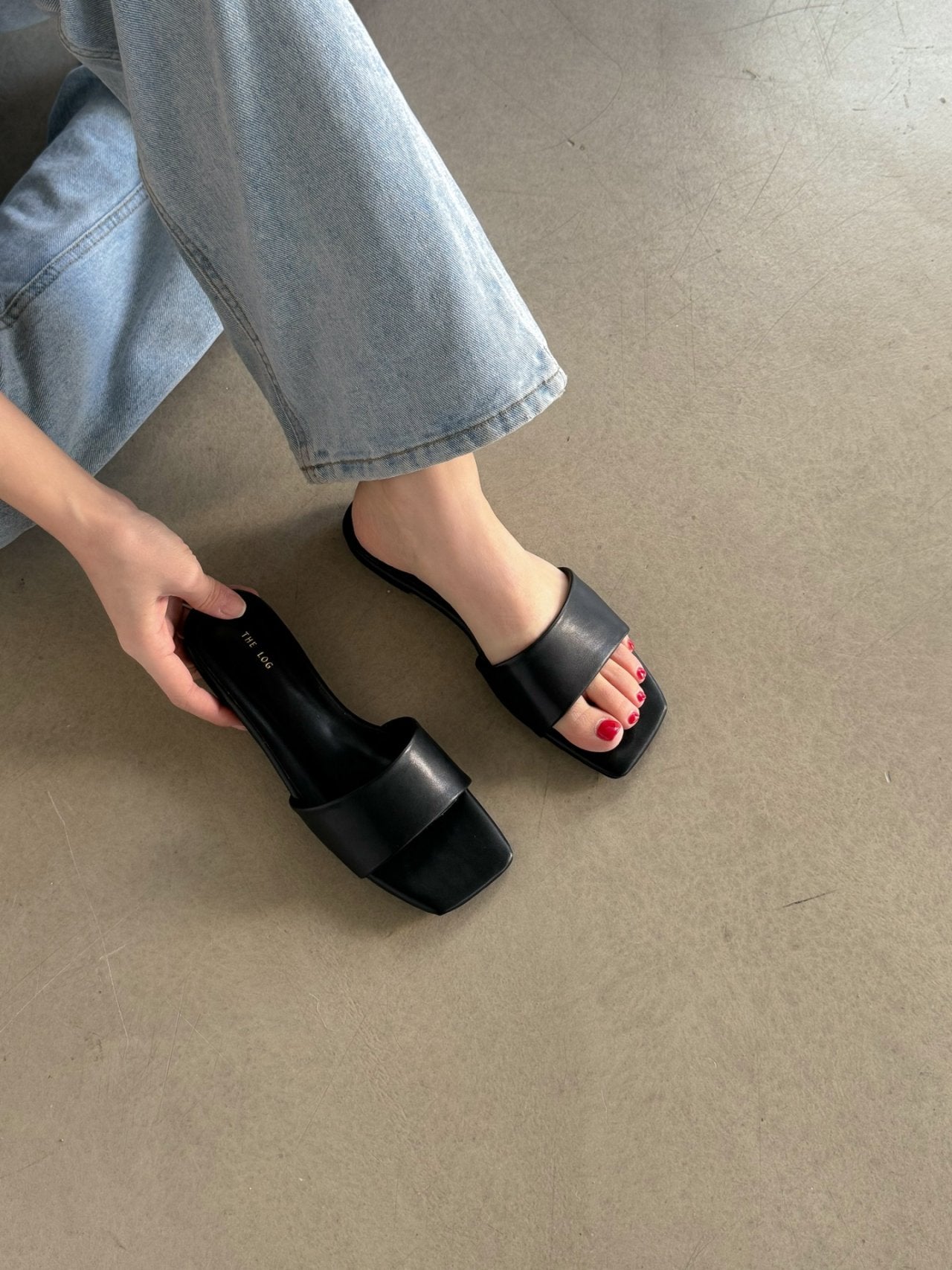 Flat Basic Slider Slippers