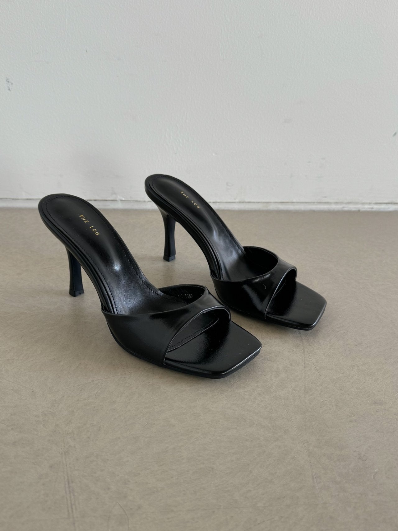 Simple Square Mule 8cm