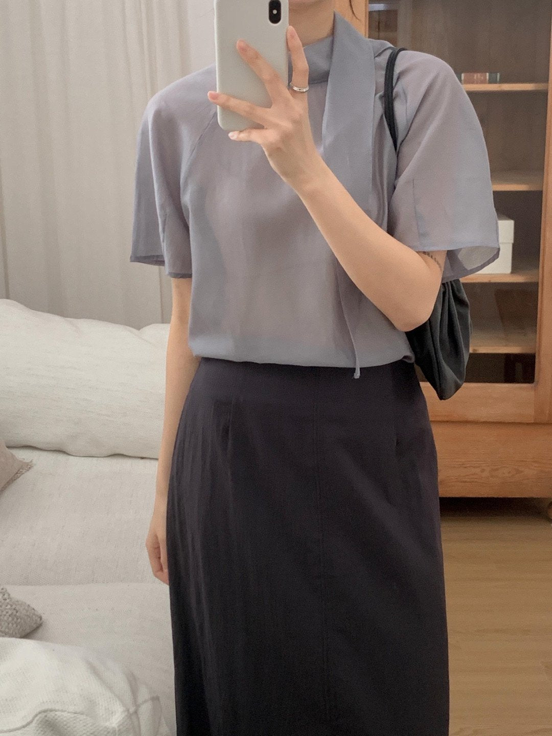 Nerse tie blouse-2col