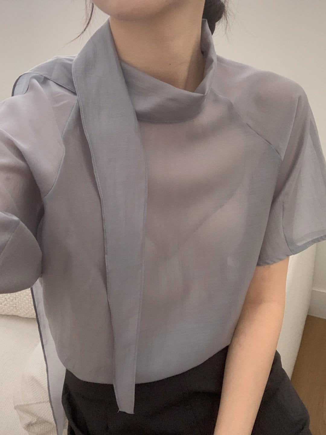 Nerse tie blouse-2col