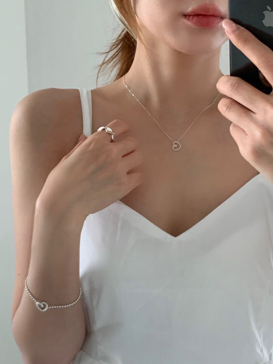 Twisted Heart Silver Ball Necklace