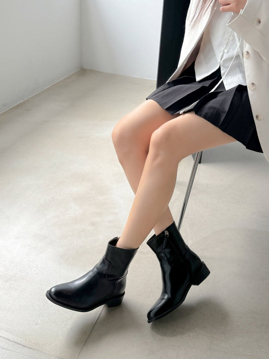Slim Shaped Simple Ankle Boots