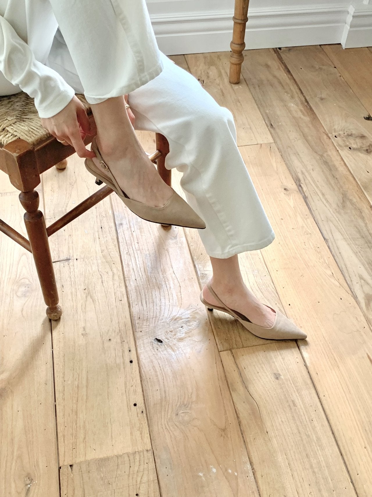 Suede 3 cm sling back