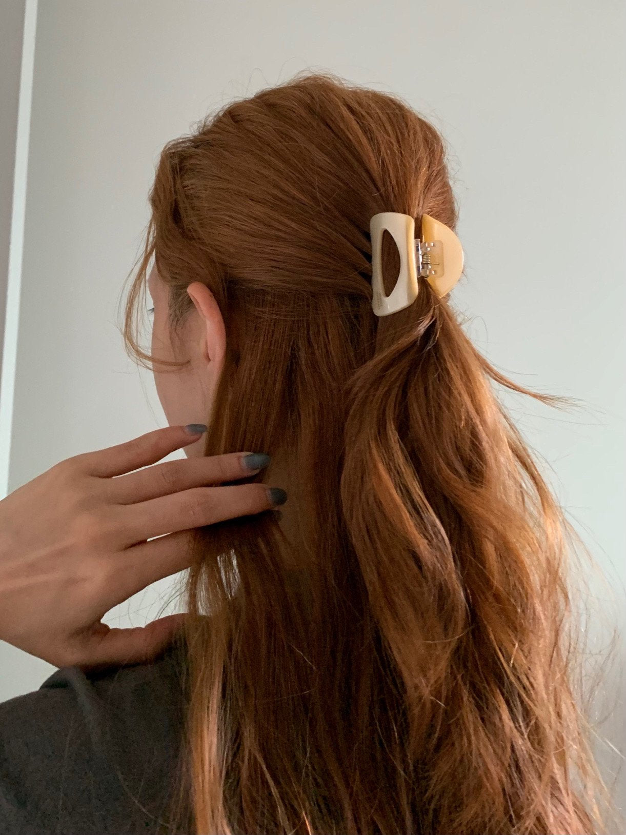 half-moon hair tongs