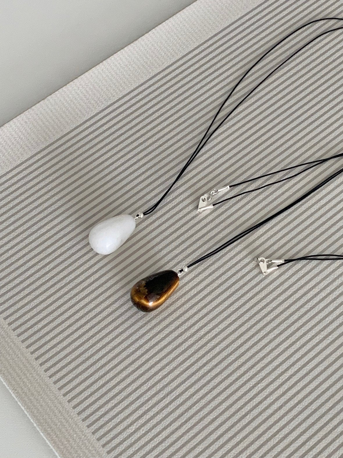 Waterdrop long necklace