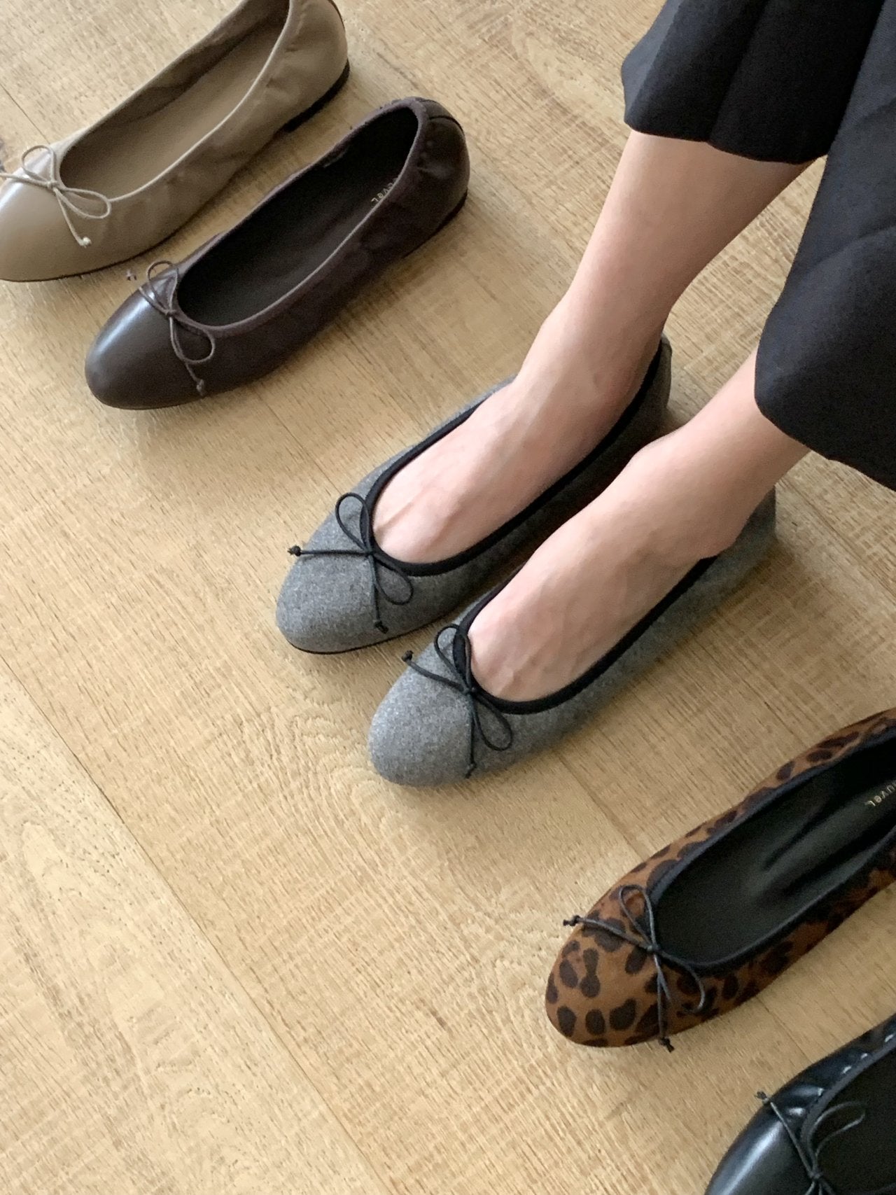 crumpled ribbon flat