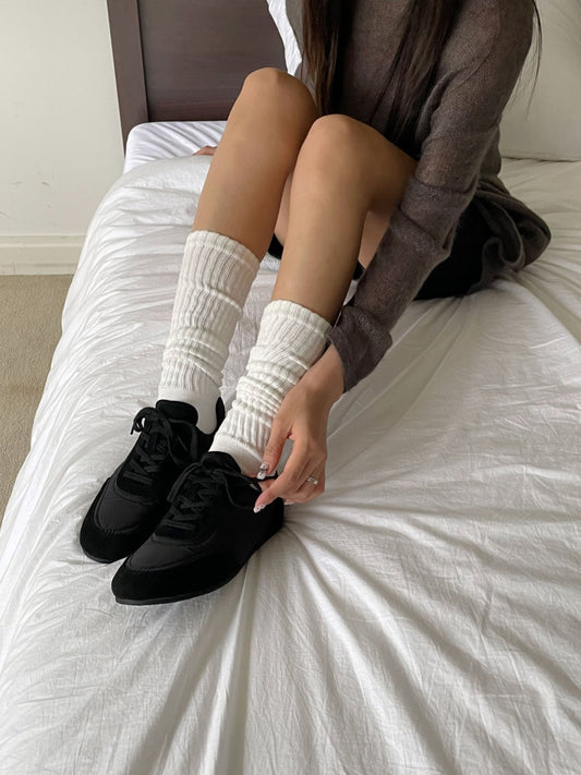 Simple nylon sneakers
