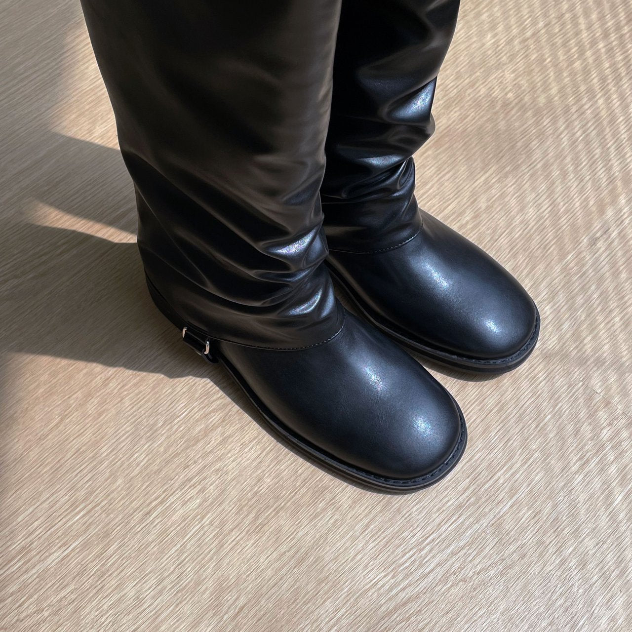 Wrinkle Ankle Folder Boots