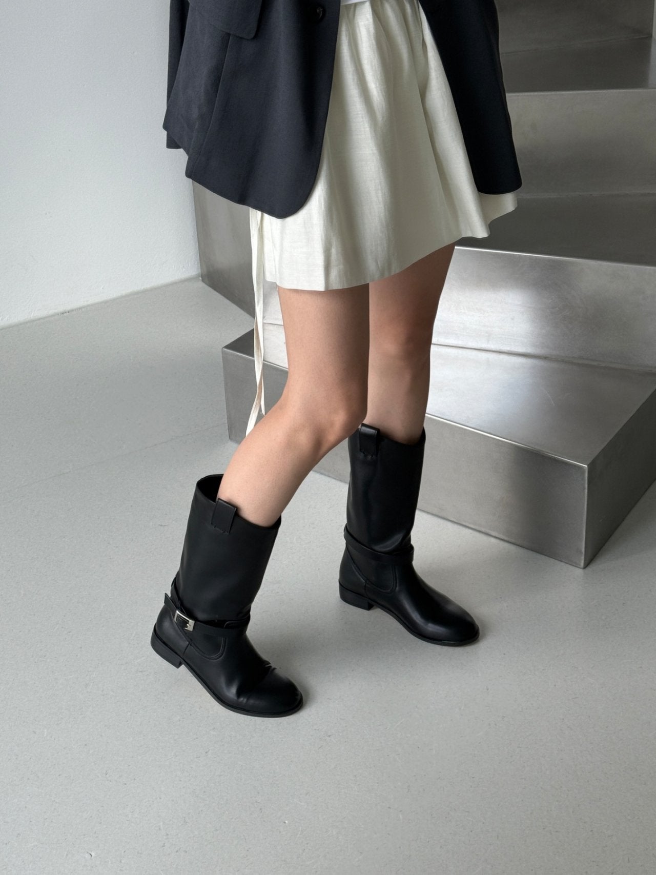 Western Classic Middle Boots