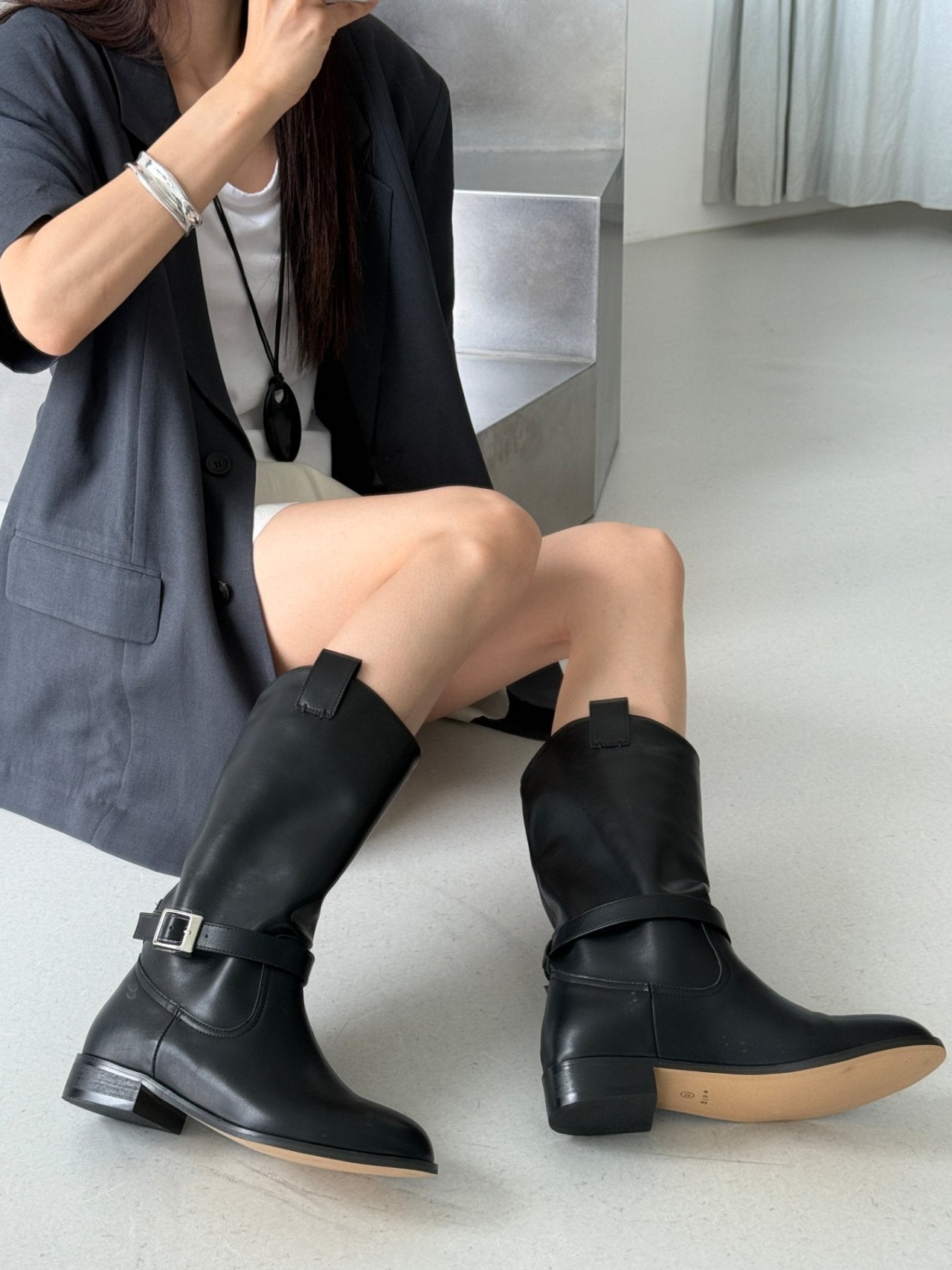 Western Classic Middle Boots