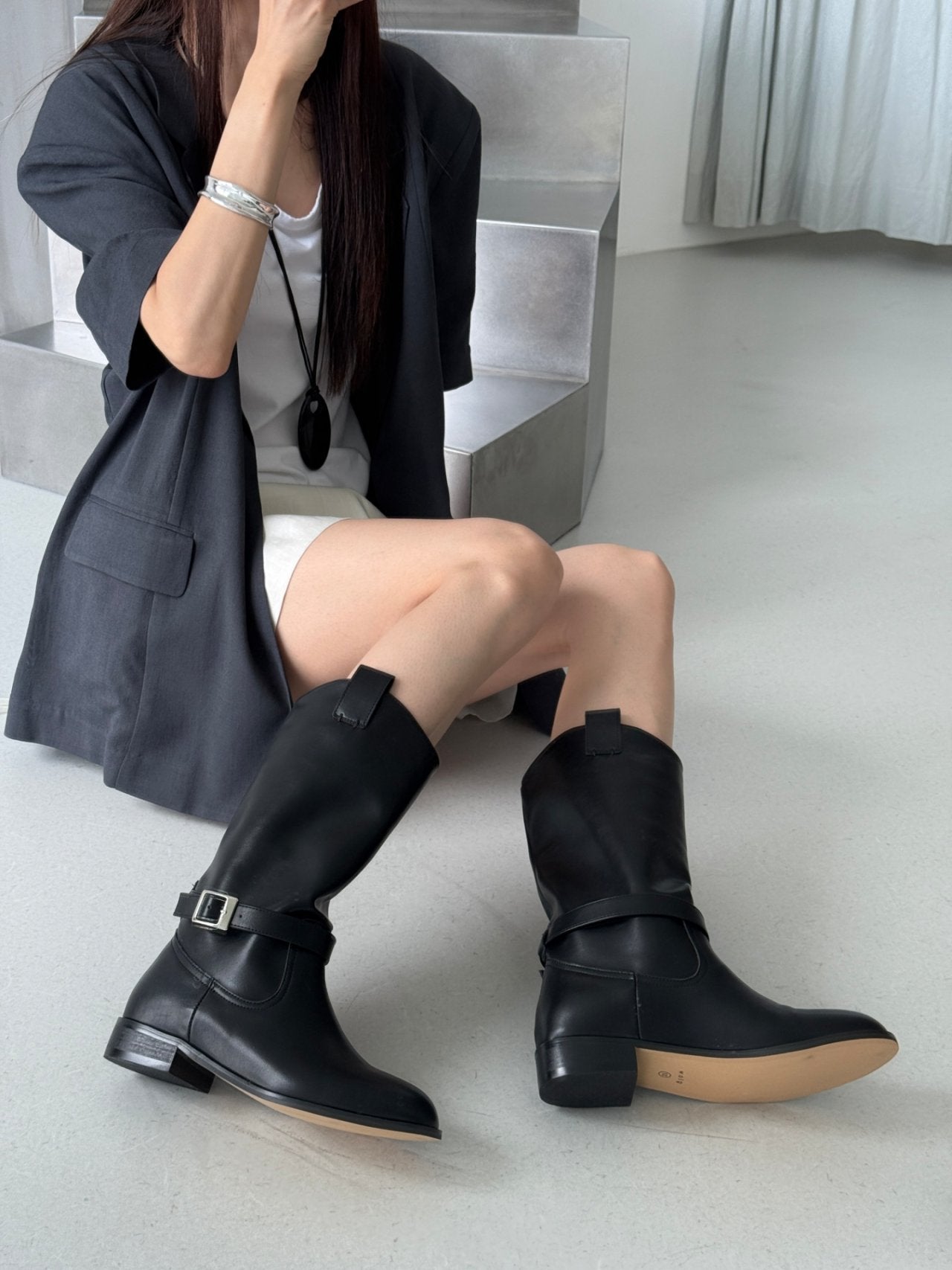Western Classic Middle Boots