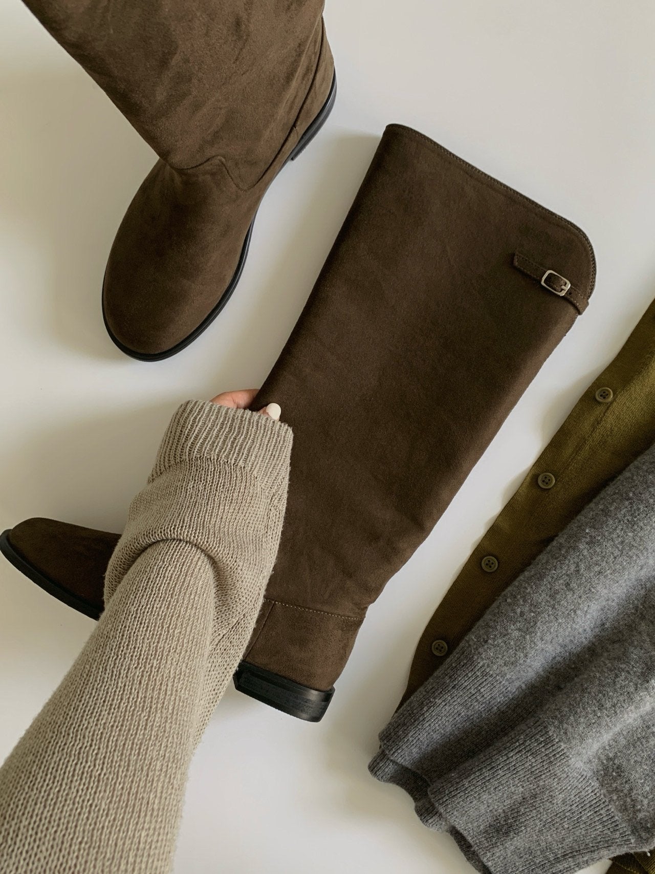 Olive V-Cut Belted Boots-2col