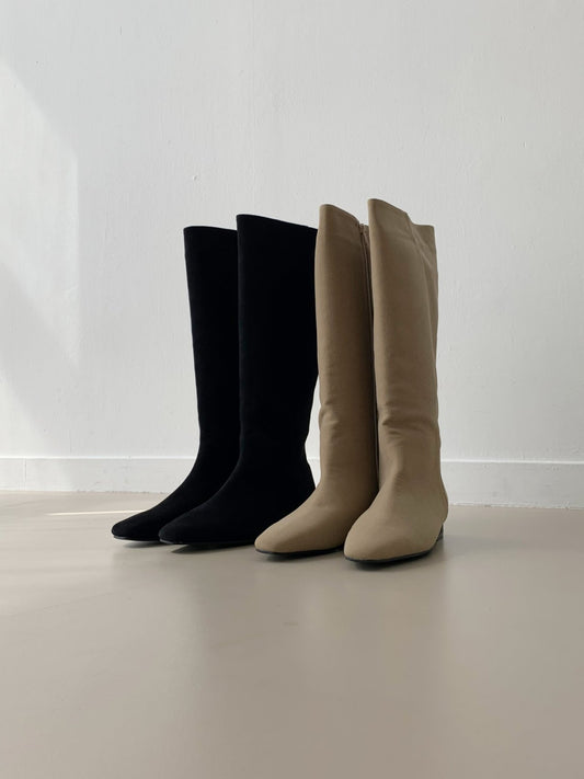 Simple Basic Suede Boots