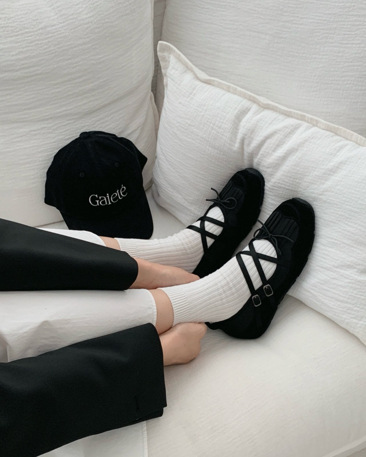 Fringe Ribbon Sneakers-3col