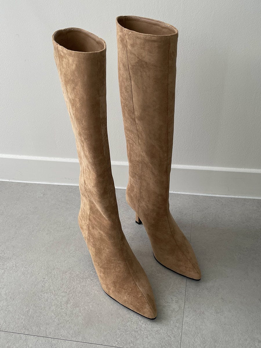 pleated suede long boots