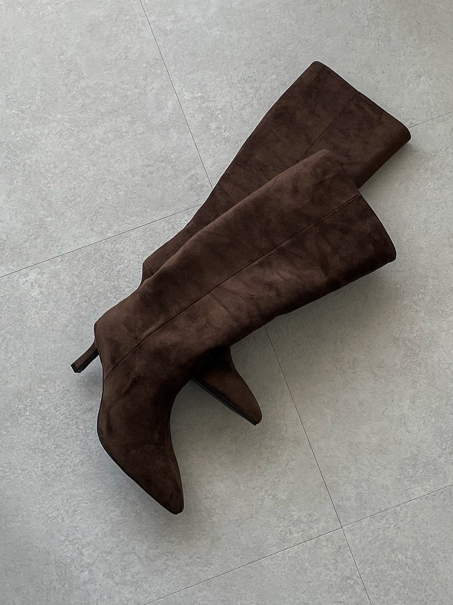 pleated suede long boots