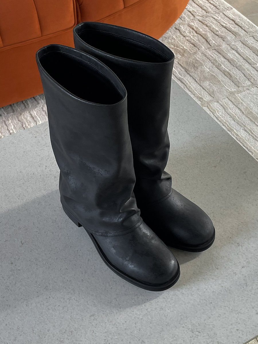 Natural folding boots