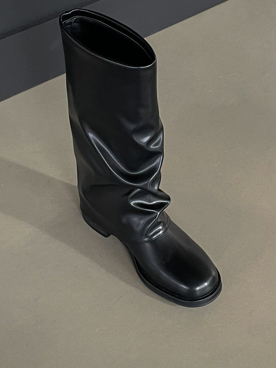 Natural folding boots