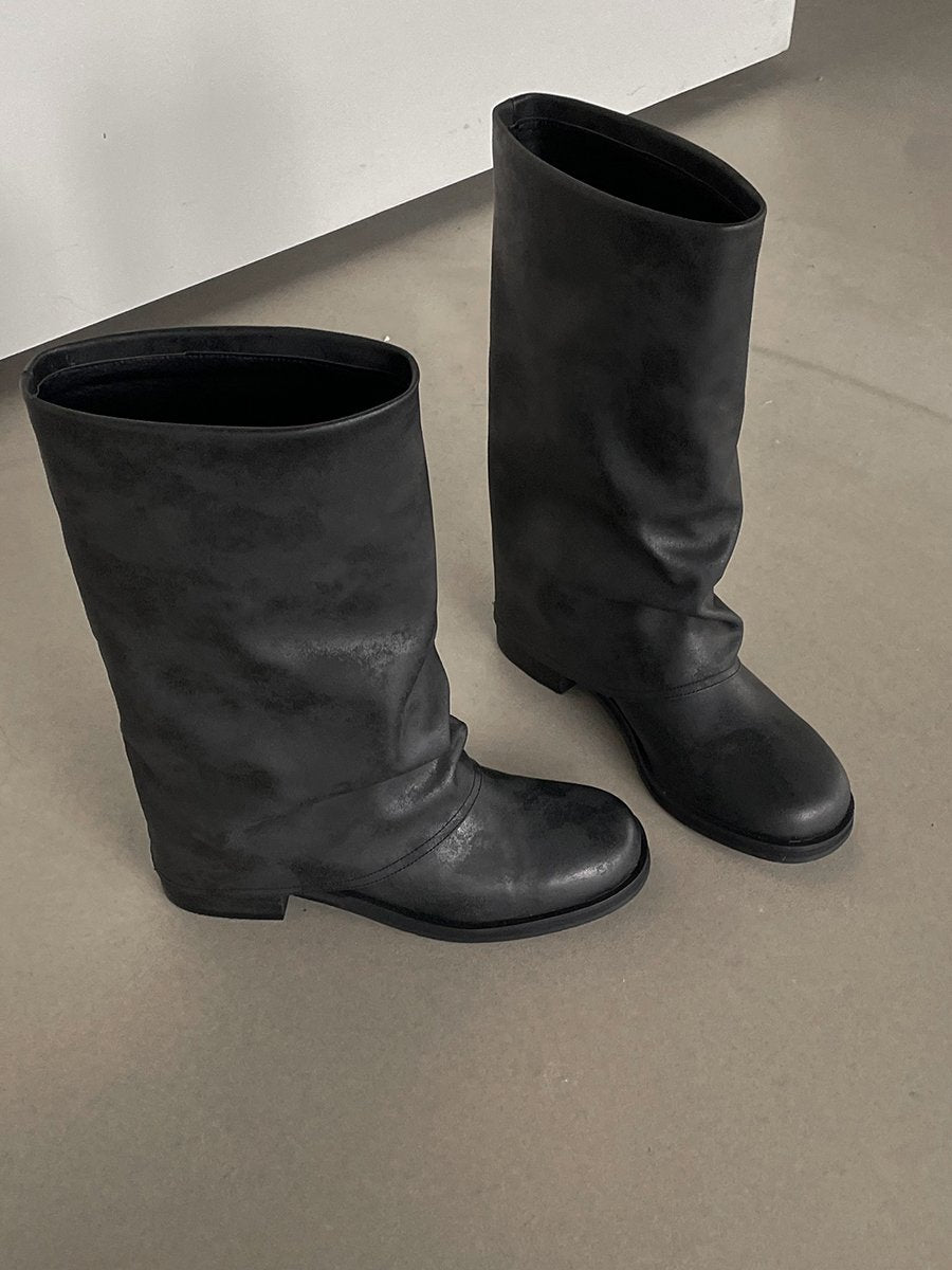 Natural folding boots