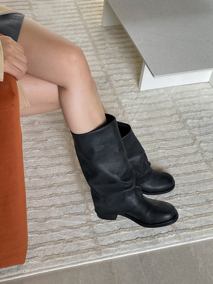 Natural folding boots