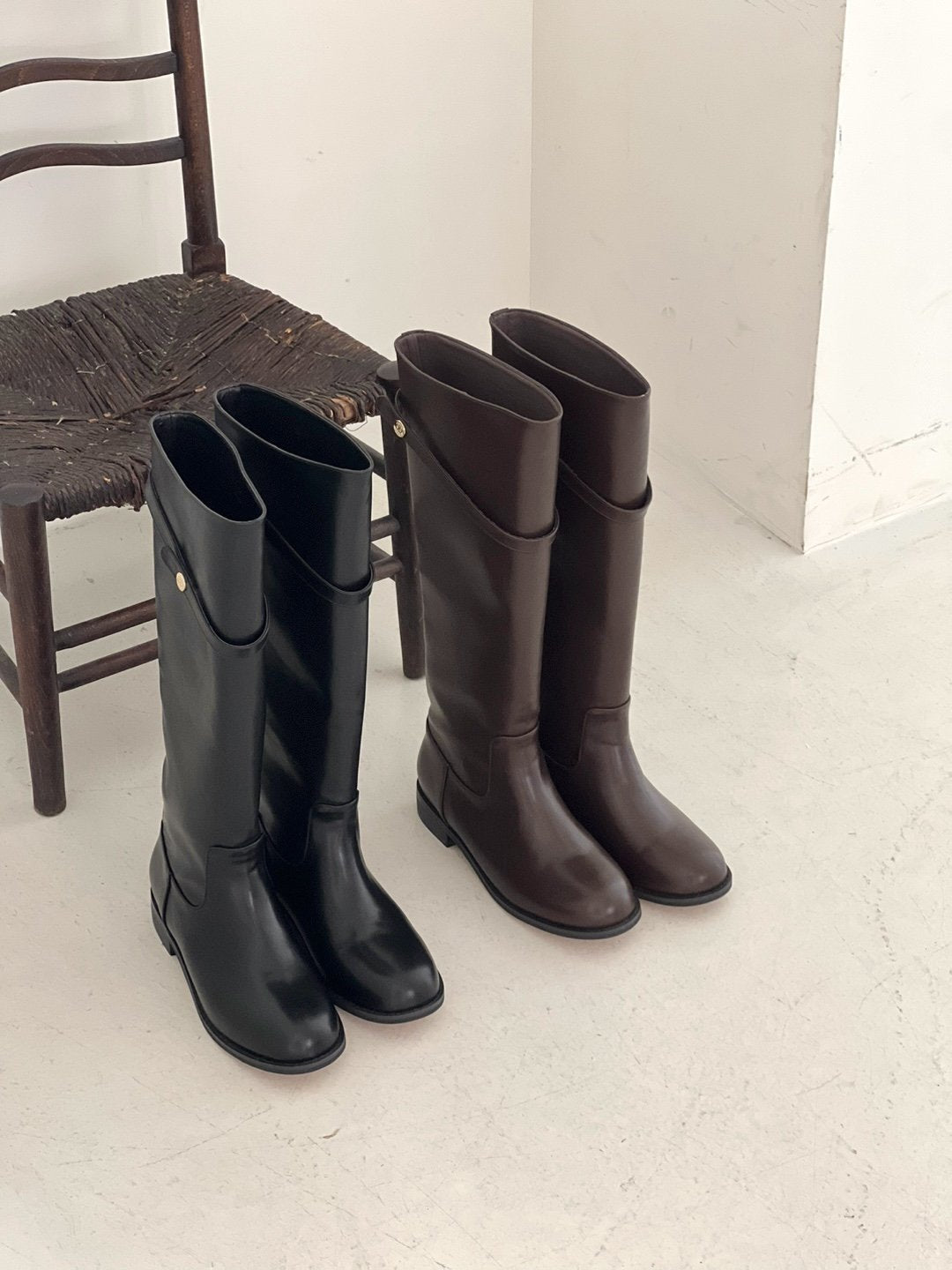 Slim Belt Long Boots