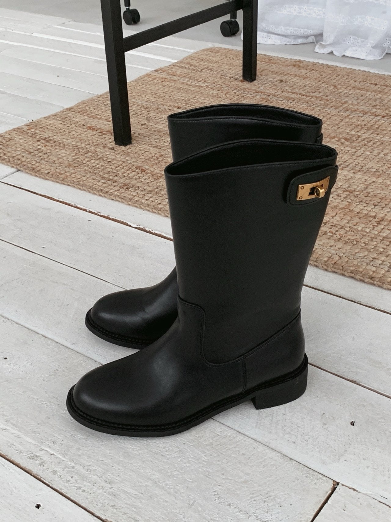 Vintage Buckle Half Boots