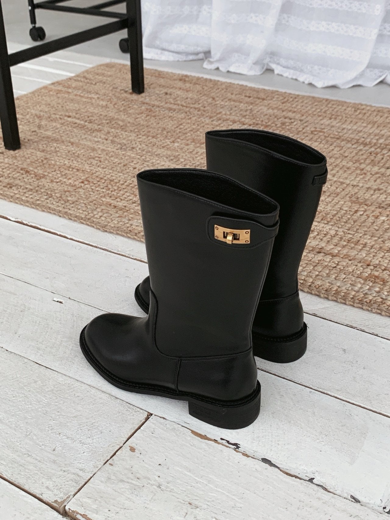 Vintage Buckle Half Boots