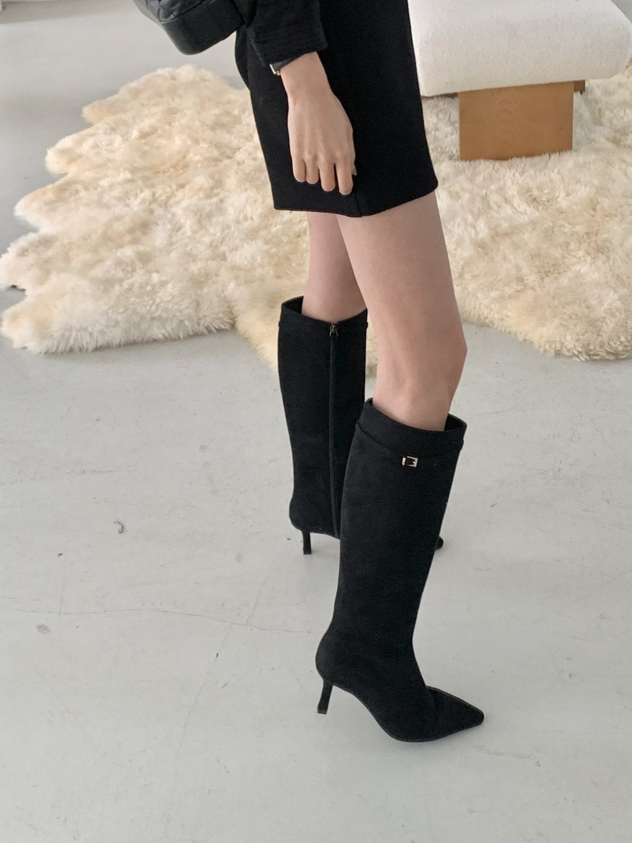 Suede 7cm long boots