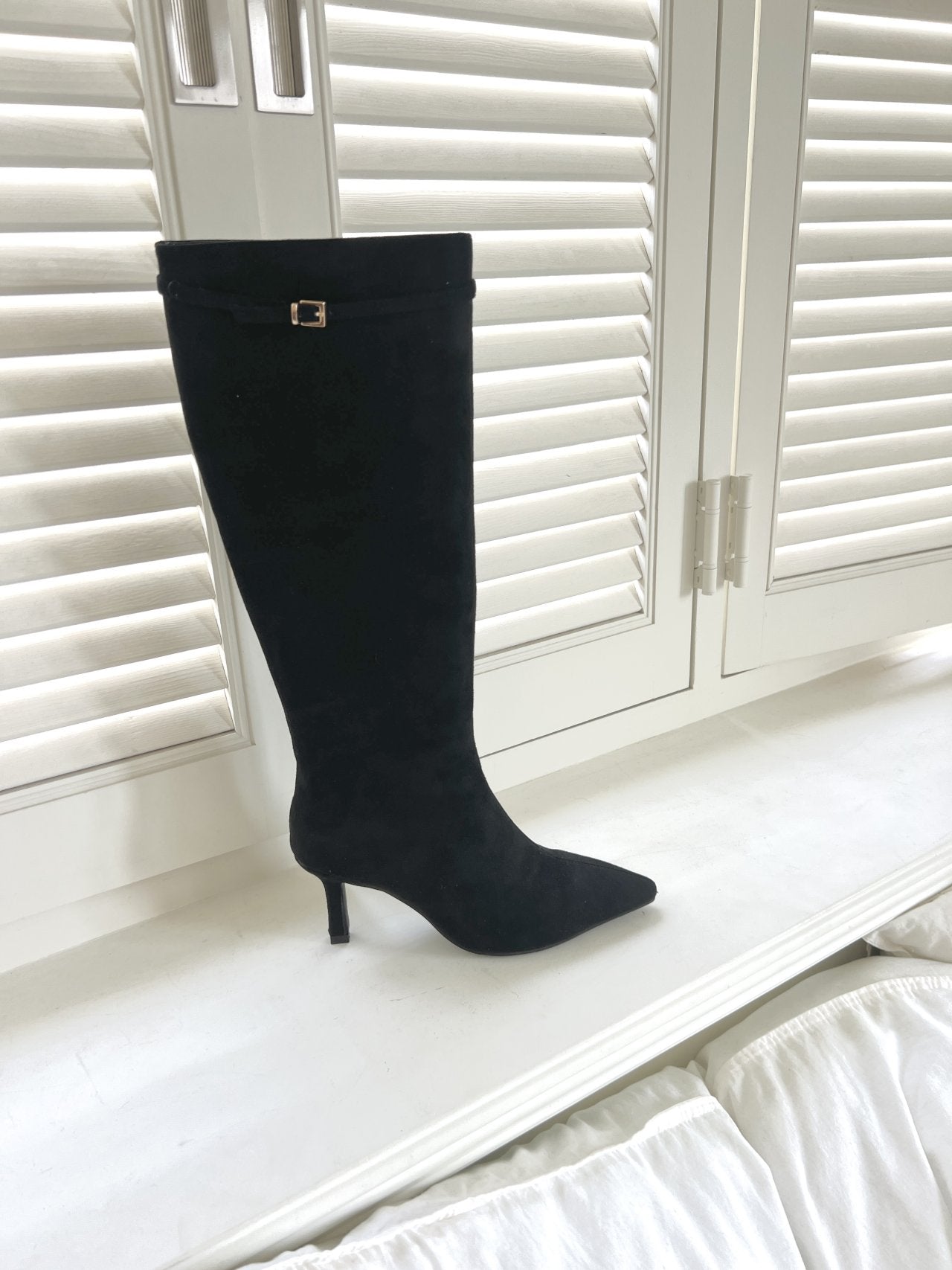 Suede 7cm long boots