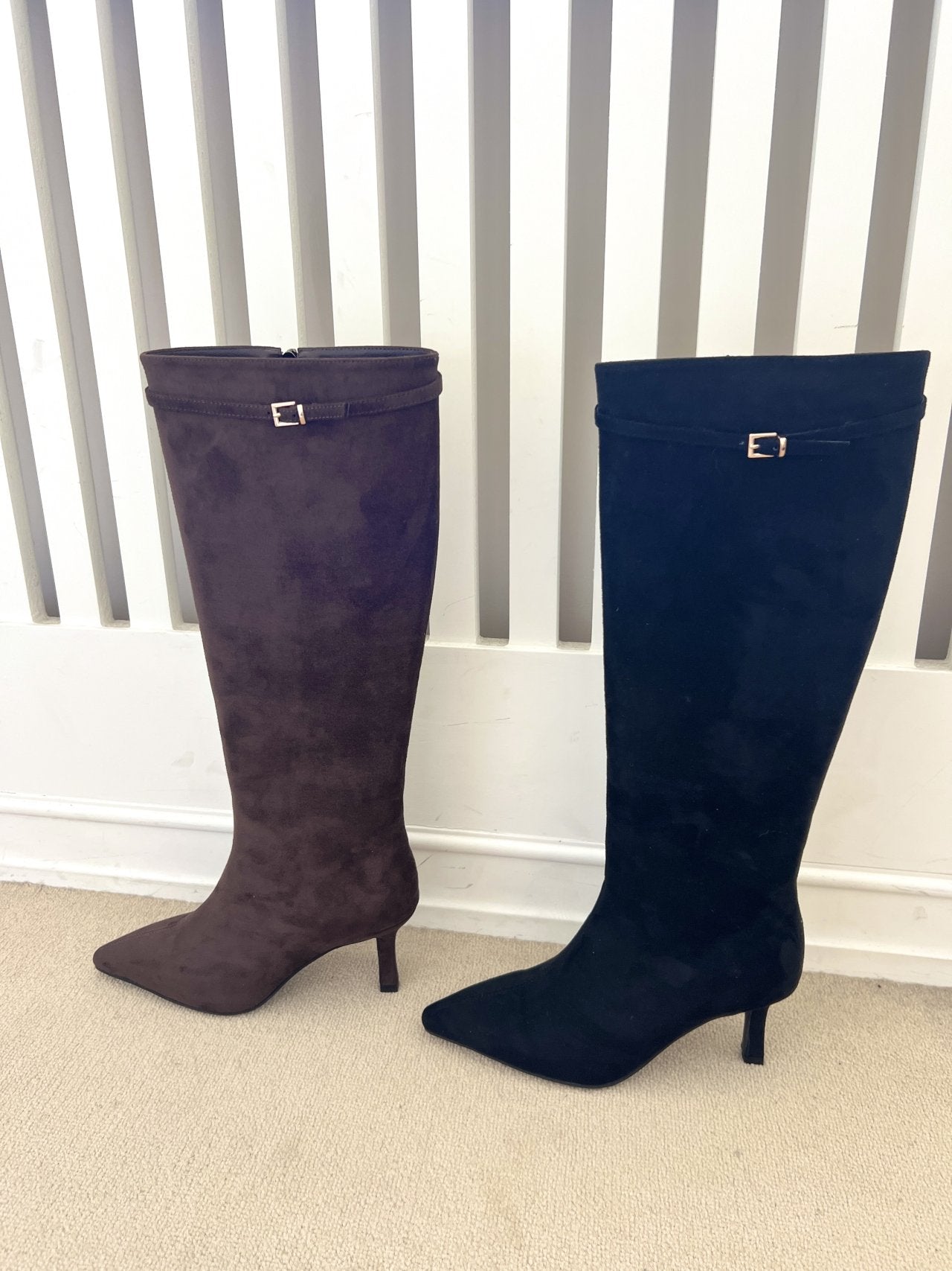Suede 7cm long boots